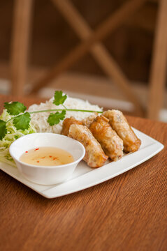 bun nem vietnamese springrolls nuoc mam fish sauce 