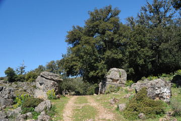Il sentiero per nuraghe Mereu e nuraghe Gorropu nel Supramonte di Orgosolo