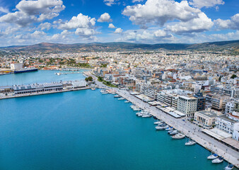 Obraz premium Aerial view of the waterfront promenade at the city of Volos, Thessaly, Greece