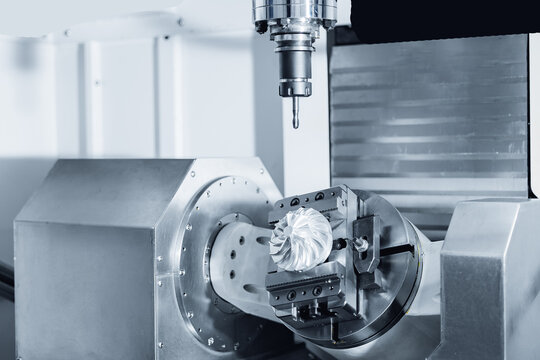 Five axis CNC machining center cutting engine turbine, technology for industry