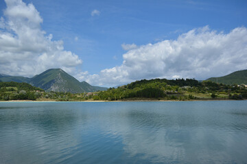 Lake of Castel San Vincenzo with Mountain Backdrop and Reflections – Molise, Italy