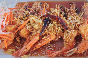 fresh shrimp in tamarind sauce