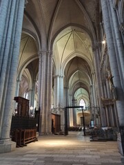 Fototapeta premium Interior of Cathédrale Saint-Pierre de Poitiers, France
