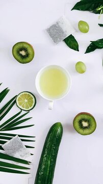 freshly squeezed lemon juice, healthy juice clip, organic lemon visuals, vibrant plant aesthetics, colorful fruit and vegetable display, nutritious beverage video, refreshing lemon drink, artistic jui