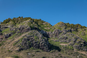 Waiʻanae Range / Waianae Mountains / shield volcano / Waiʻanae volcano. Kaʻena Point...