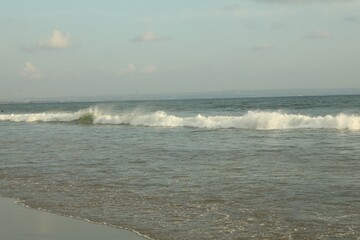 Beautiful sea and cloudy sky at tropical beach