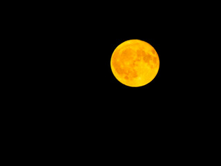 Der Erdbeermond am 11.Juni 2025 in der Uckermark 