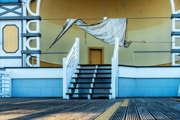 Bäderarchitektur am Strand von Göhren, Pavillion am Festplatz, Rügen, Mecklenburg-Vorpommern, Deutschland