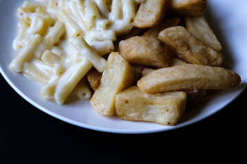 Classic Macaroni With Cheese Pasta Meal
