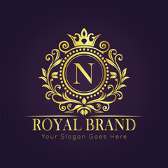 Letter luxury gold logo concept