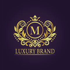 Letter luxury gold logo concept