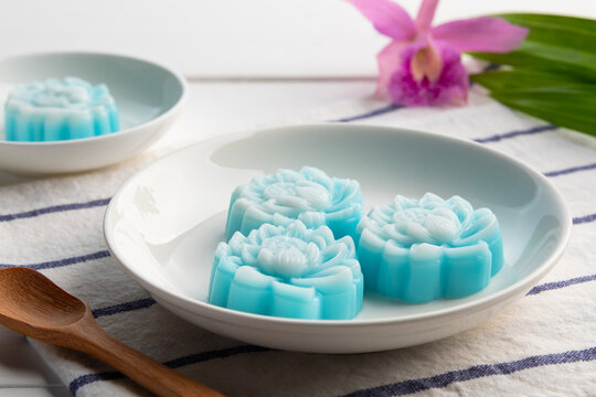 Coconut Milk Jelly (Thai Dessert).fancy lotus flower shaped jelly in white plate .( Wun Kati)