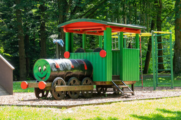 Kinderspielplatz . Children's playground . Lokomotive . Locomotive