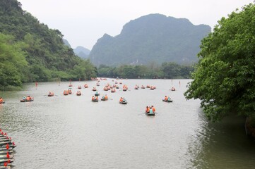 ベトナムタムコックの川下り風景