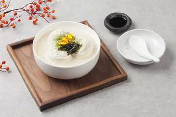  Dumplings are food made by kneading flour or other dough and filling it with vegetables, meat, and...