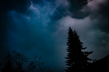 Gewitter über Lauenen,  Thunderstorm over Lauenen