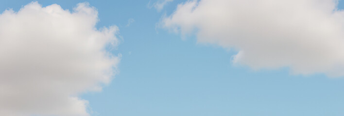 Sky with white clouds on a sunny day.