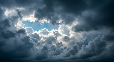 Fototapeta premium Dark Clouds and Sunlight Sky
