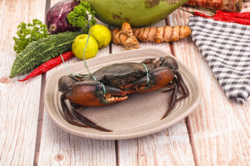 Wild raw crab for cooking