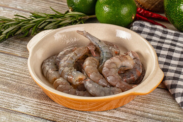 Raw peeled shrimp for cooking