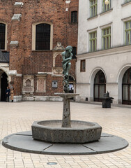 Obraz premium Architektura Kraków posąg 