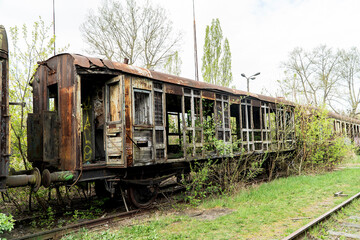 Stary wagon 