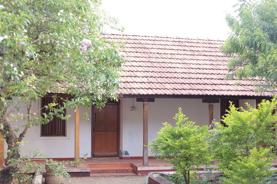 Amaliyin veedu, old wodden house