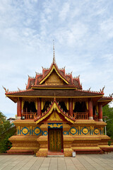 Fototapeta premium Xishuangbanna Grand Buddhist Temple traditional temple architecture scenery