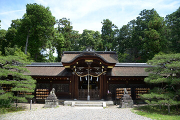 梅宮大社　中門と本殿　京都市右京区梅津