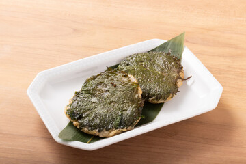 ［長崎かまぼこ）しそ天