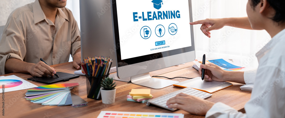 Aufkleber E-learning website with brisk sofware for student to study online on the internet network