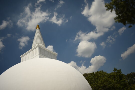 Somawathiya Chaitya (Somawathi Raja Maha Viharaya), Polonnaruwa, Sri Lanka.