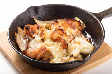 新玉ねぎ　チーズ焼き