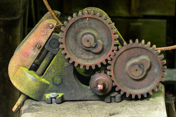 An antique metal rod bending machine