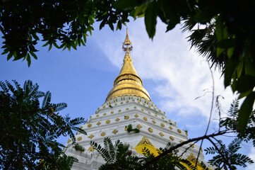 White Pagoda in the Evening, Lanna Architecture, Symbols of Buddhism, South East Asia at Chiang Yuen temple, Mueang Chiang Mai, Chiang Mai, Northern Thailand