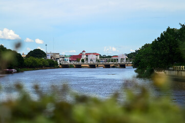 Fototapeta premium Ping River atmosphere in the evening at Mueang Chiang Mai, Chiang Mai, Northern Thailand