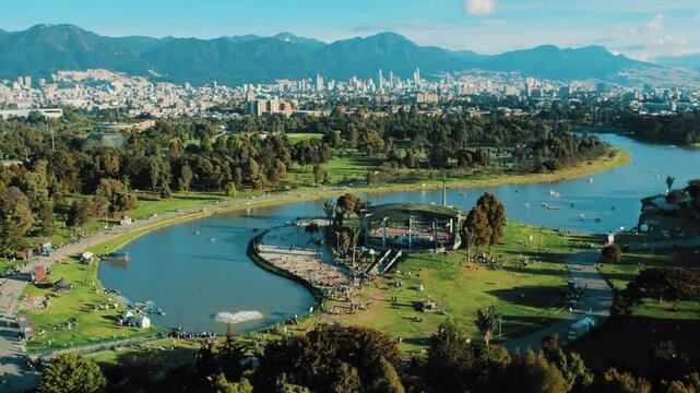 Parque Sim&oacute;n Bol&iacute;var en Bogot&aacute;, Colombia