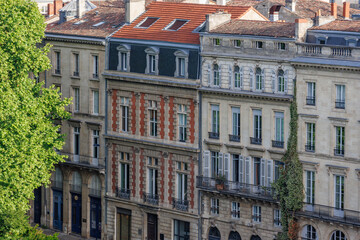 Frühling in Bordeaux an der Garonne in Frankreich