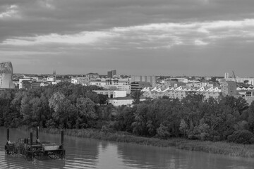 Morgenstimmung an der Garonne bei Bordeaux