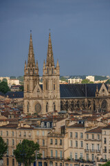 Fototapeta premium die franzöische Stadt Bordeaux an der Garonne
