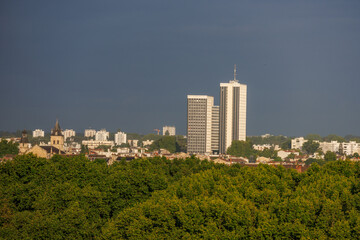 Naklejka premium die franzöische Stadt Bordeaux an der Garonne