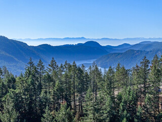 Paysage de Bord de route sur la route entre Victoria et Nanaimo sur l'ile de Vancouver au Canada