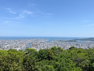 Obraz premium 眉山から見た徳島の風景