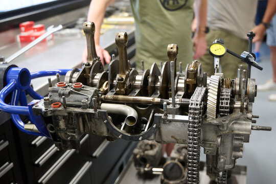 magnesium crankcase of a porsche 911 aircooled engine