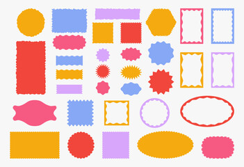 Recolorable scalloped borders. Vector set of zigzag border frames
