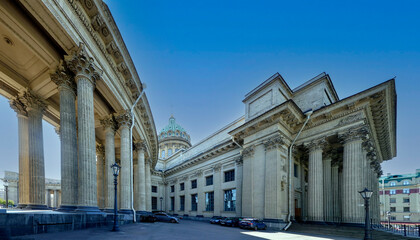 Obraz premium the facade of the Kazan cathedral of st petersburg