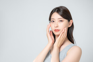 女性　ビューティー　スキンケア