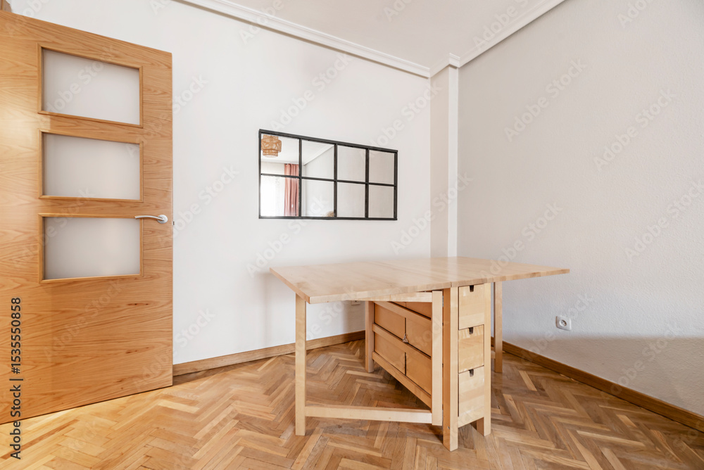 Aufkleber rectangular tables: these are the most common and versatile,