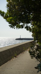 波止場から見る海の景色