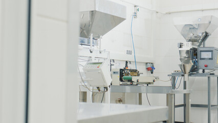 Coffee packaging machine processing and filling